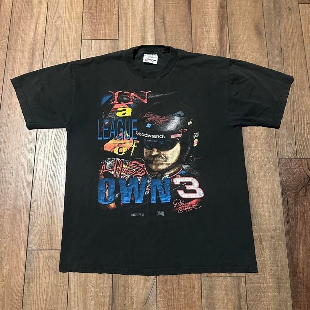 Vintage Dale Earnhardt NASCAR T Shirt Men's Large In A League Of His Own‎